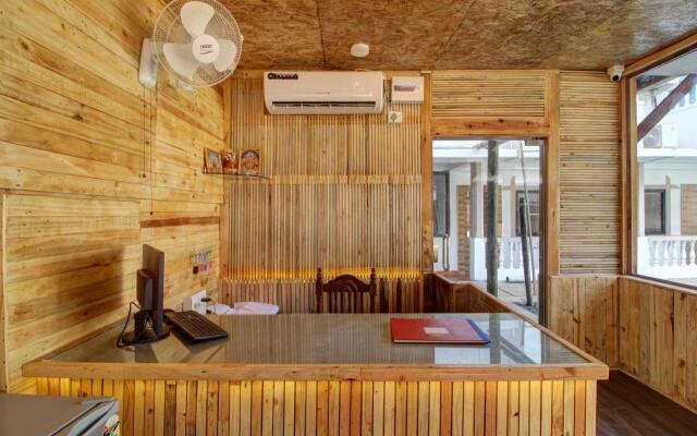 Hotel Pleasure Inn near Turtle Beach, Morjim
