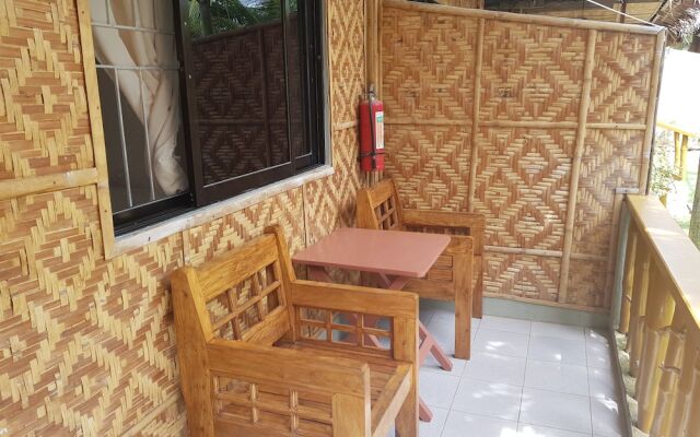 Alona Bamboo House