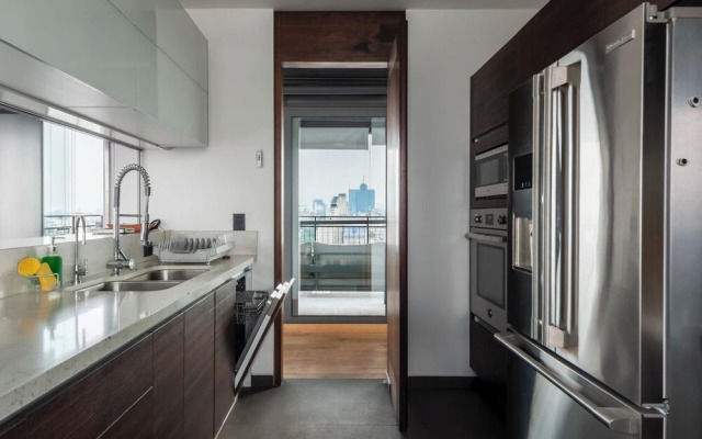 319-PH Luxury 3BR Duplex PH