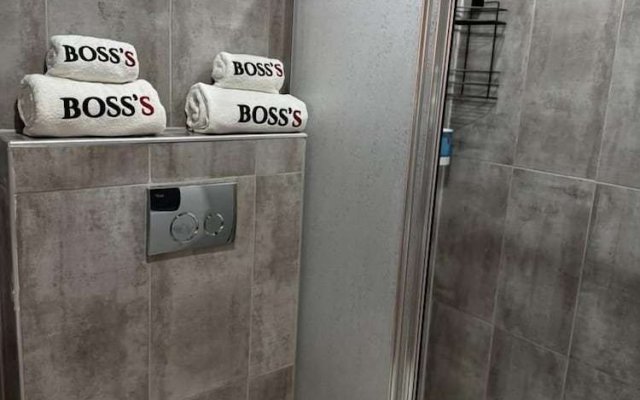 Bosss Business Suite Hotel