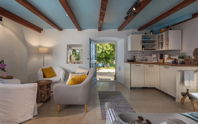 La Rocca Duo - Hidden In Istria