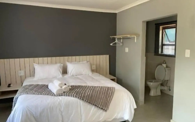 Shabis Guest Lodge
