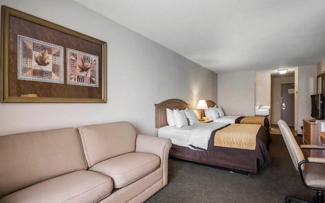 Holiday Inn Express Salmon Arm