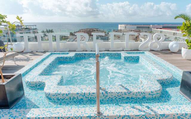 The Reef 28 Hotel & Spa - Luxury Adults Only - All Suites - With Optional All Inclusive