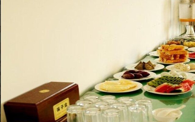 GreenTree Inn Anhui Fuyang Funan East Huaihe Road Express Hotel