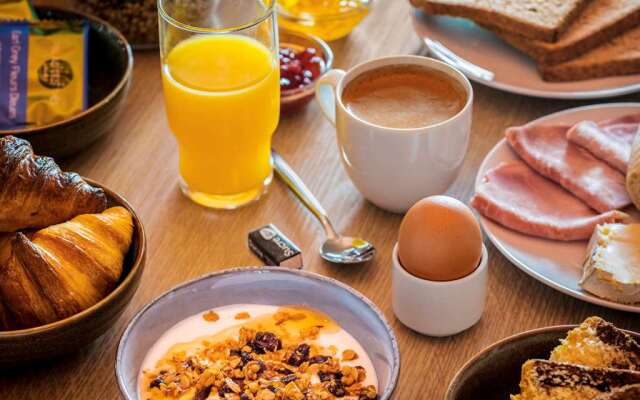 Aparthotel Adagio Access Paris Massy Gare TGV