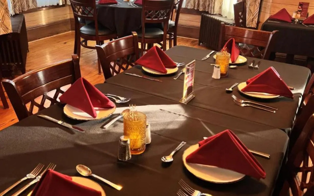 Monterey Inn
