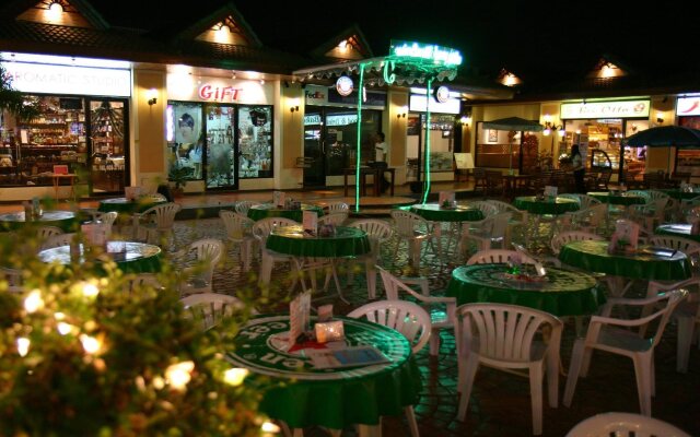 Windmill Resort Hotel