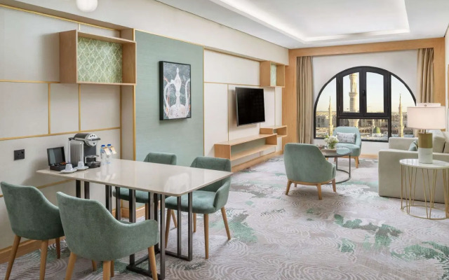 Makarem Haram View Suites