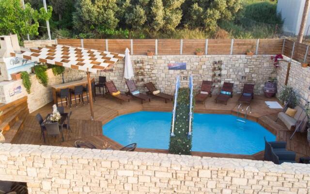 Villa Gogo offers privacy and pool