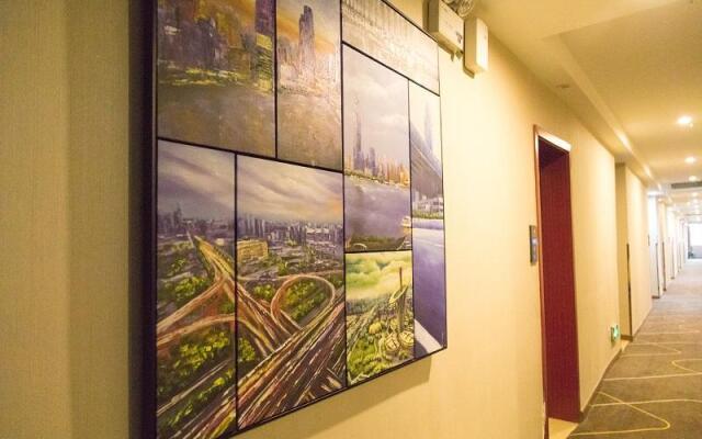 Chonpines Hotels· Wuahn Jianghan Univercity