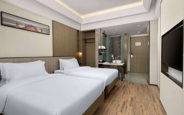 Microtel by Wyndham Sanya Dadonghai