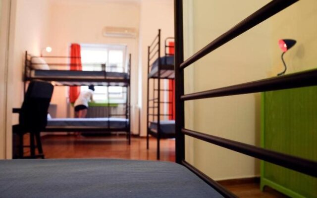 Chameleon Youth Hostel - Hostel