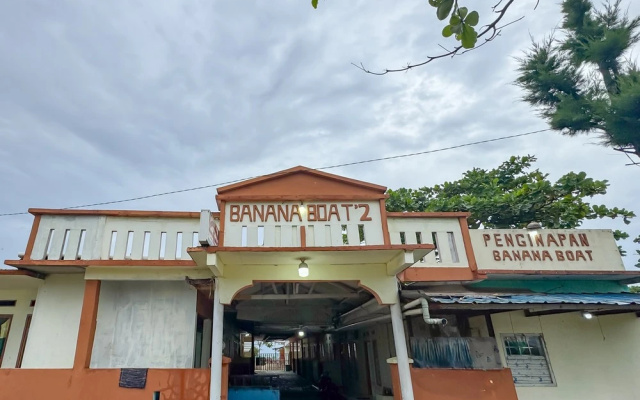 RedDoorz @ Banana Boat Santolo Garut — 2-star hotel in Mancagahar