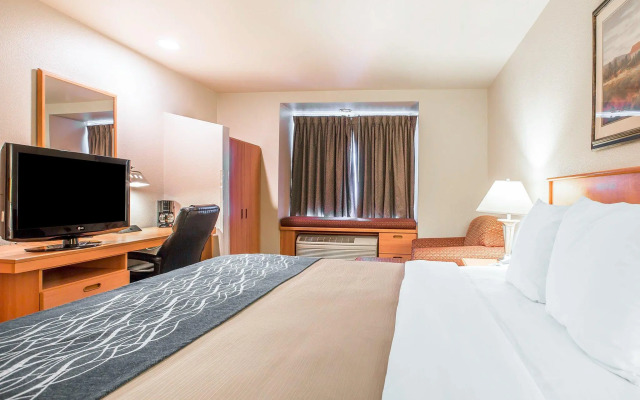 Comfort Inn & Suites Salinas City Center Area