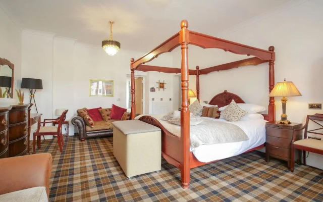 Gordonston Apartments