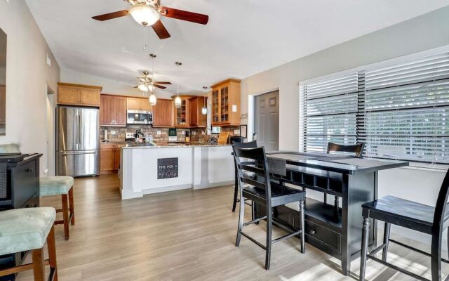 Modern Fort Myers Bungalow