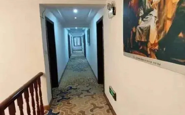 Lushan Maowei B&B Inn