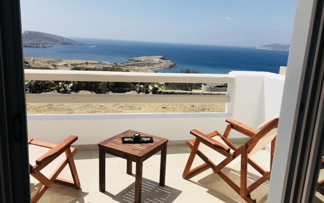 Theasis Luxury Suites