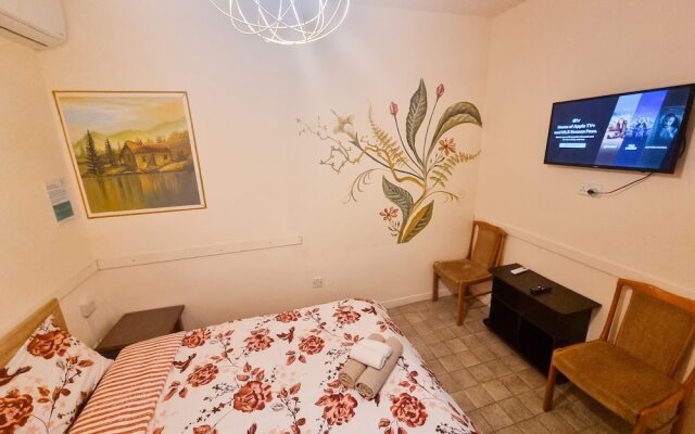 Gardenrooms Larnaca