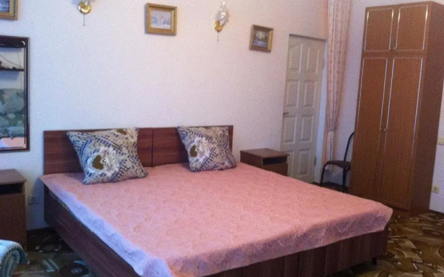 Guest House on Ulitsa Svyatogo Georgiya