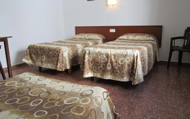 Hostal Jume - Urban Rooms