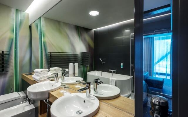 Regatta Hotel Restauracja Spa