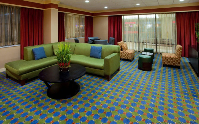 Holiday Inn Express Washington DC SW - Springfield by IHG