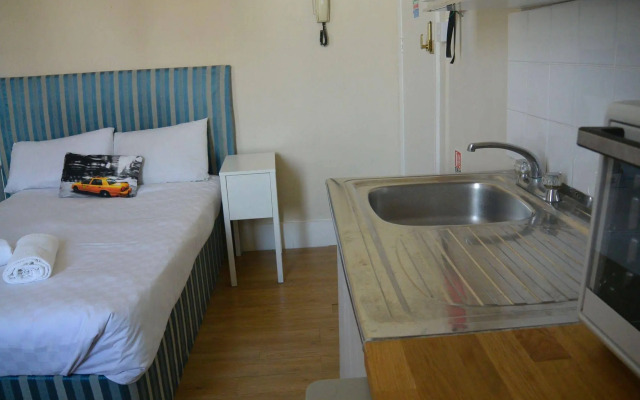 Hostel 7