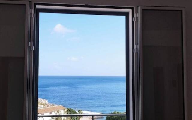 Seafront House Le Finestre Sul Mare With Balcony