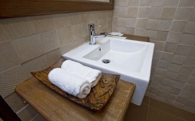 Seasons Hotels And Resort- Ngapali