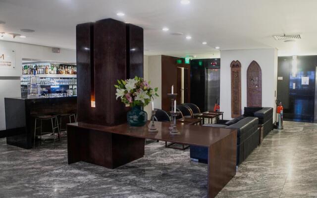 Golden Tulip Ipanema Plaza