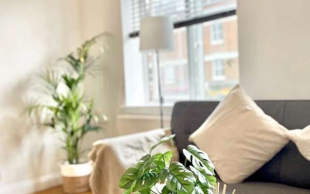 Waterloo Luxury Apartment