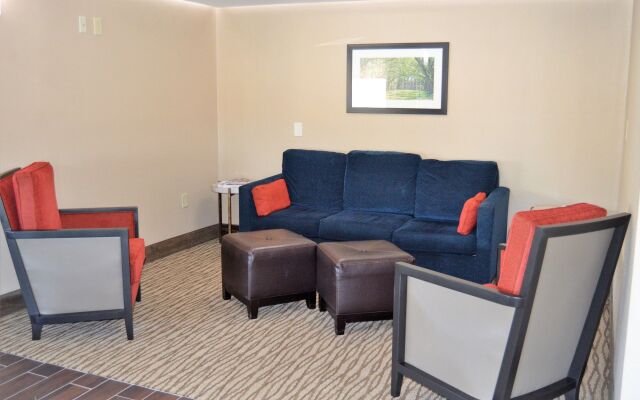 Comfort Inn & Suites Covington - Mandeville