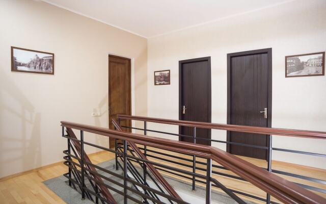 Hotel 9 rooms