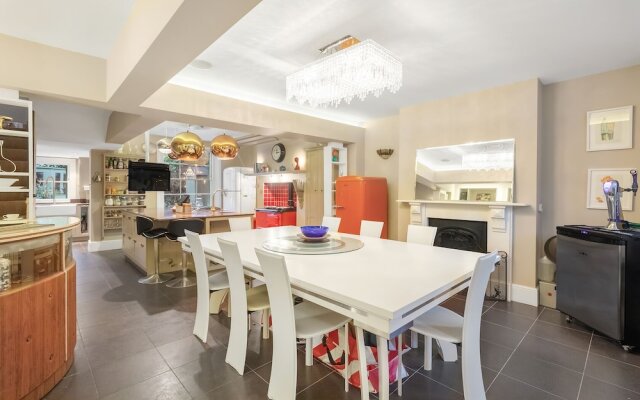 Sophisticated Shine by Newington Green