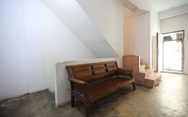 SPOT ON 93445 Penginapan Alfafa ScorpioNearNagoya Hill Shopping Mall