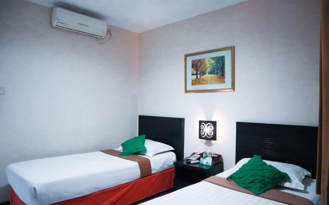 Helios Hotel