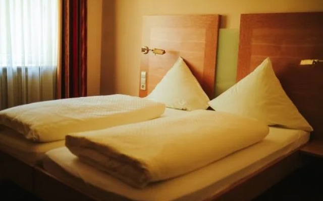 Hotel & Restaurant Adler