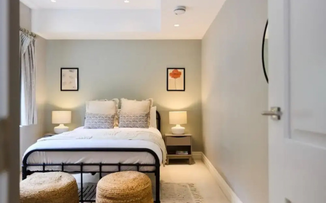 The Regent s Park Scenery - Spacious 3bdr House w Garden and Study Room