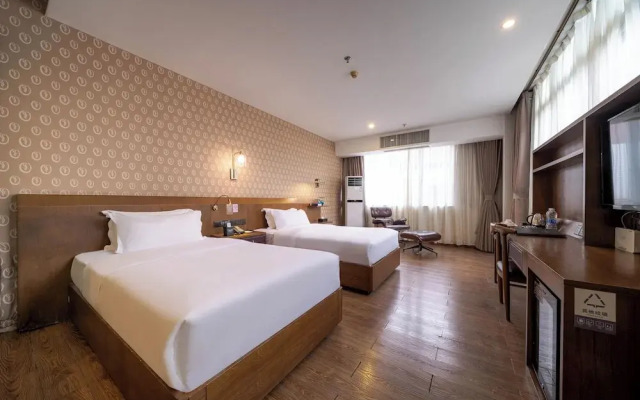 Xingyi Chain Hotel Jiangxia Metro Station