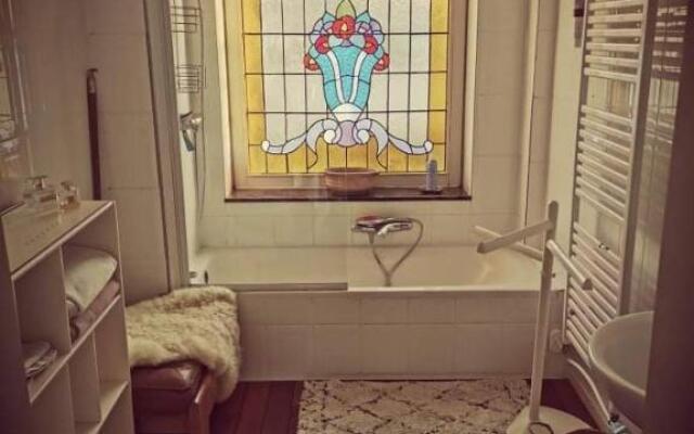karaktervolle woning met zwembad te Ronse