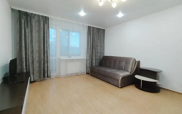 Apartments on Sheksninsky Avenue 19