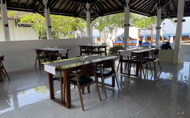Beach Club Lombok by Bale Solah