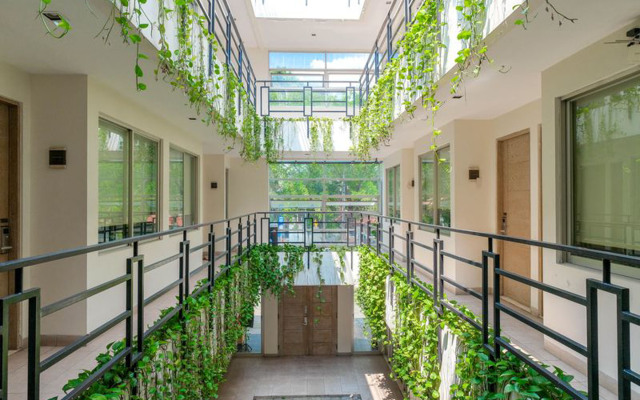 LeGreen Suite Pejompongan
