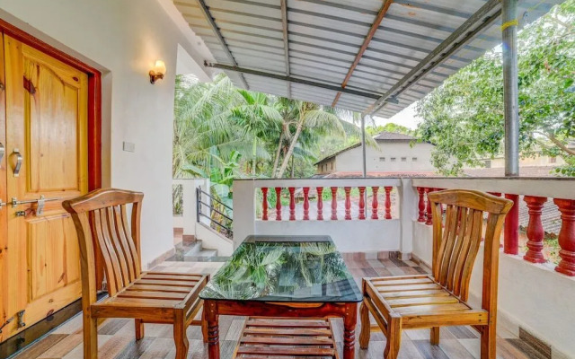 OYO Home 19884 Enticing 2BHK Mandrem