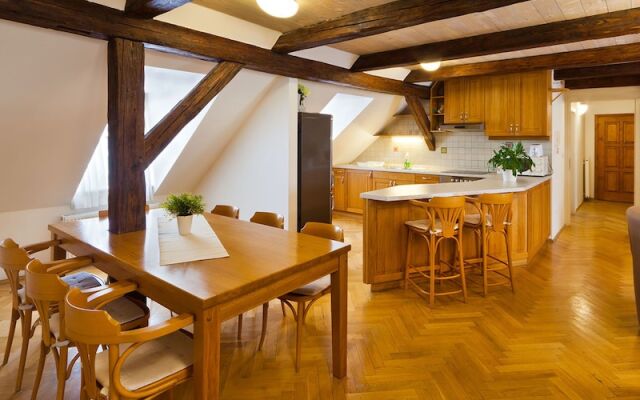 Charles Bridge Hostel and Apartments
