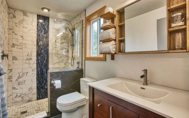 Sehome Garden Inn