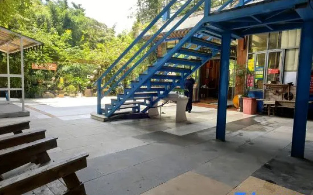 Qingyuan Tea Valley Wenquan Inn