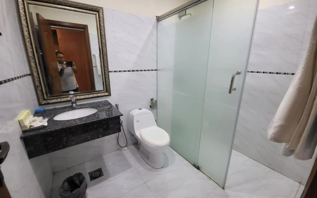 Grand Millennium Hotel Lahore